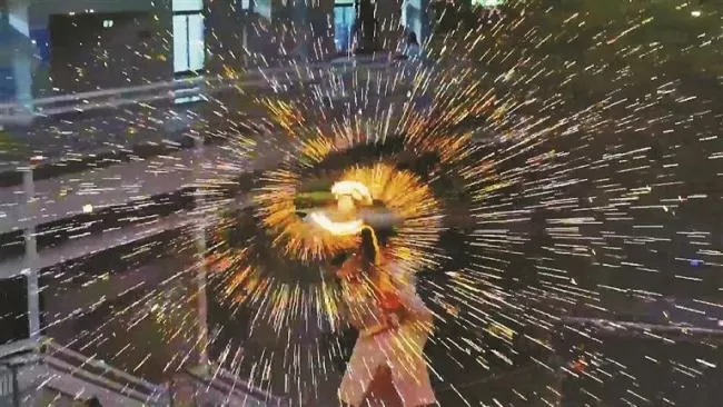 学弟学妹花式为高考生壮行